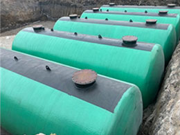 介休市青鴻化工有限公司甲醇儲存庫，50立方S F雙層油罐10臺。